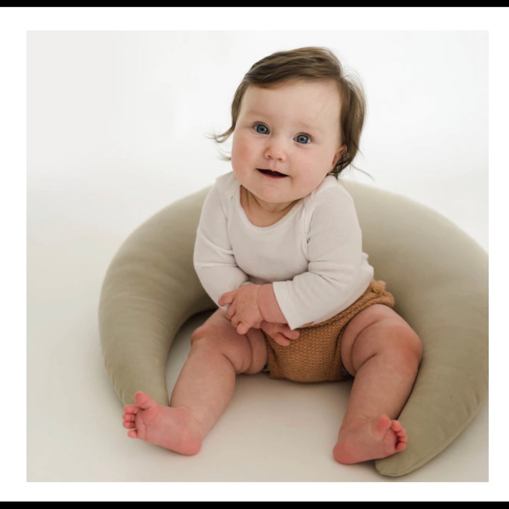 Snuggle Me Organic Nursing and Support Pillow